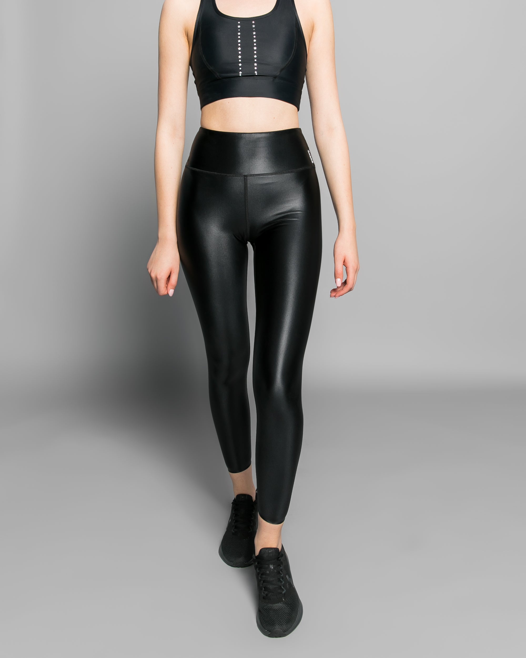 BestYFit - 🐾 Monday style. Black shiny leggings.